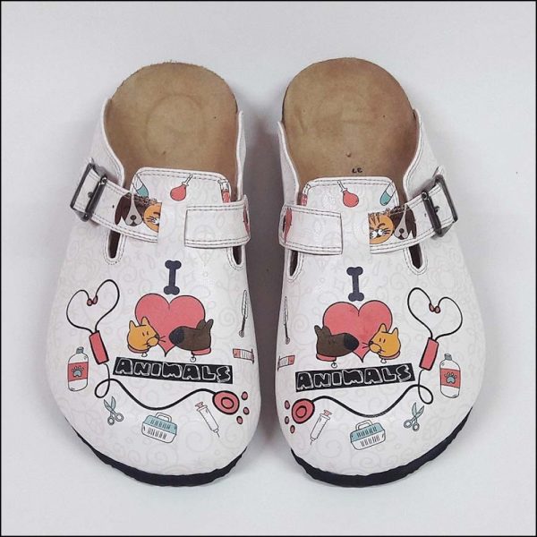 ShoeRokee I love Animal Women Clogs  Size 7-8