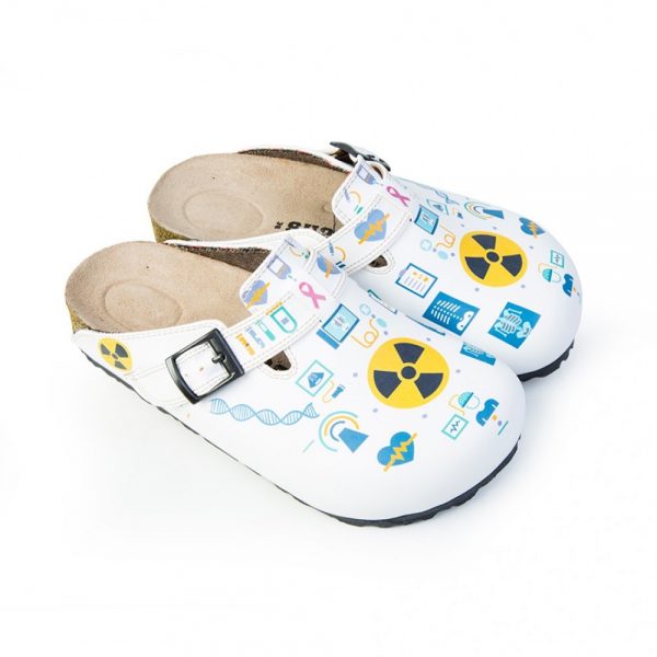 ShoeRokee Radiologist Women Clogs  Size 7